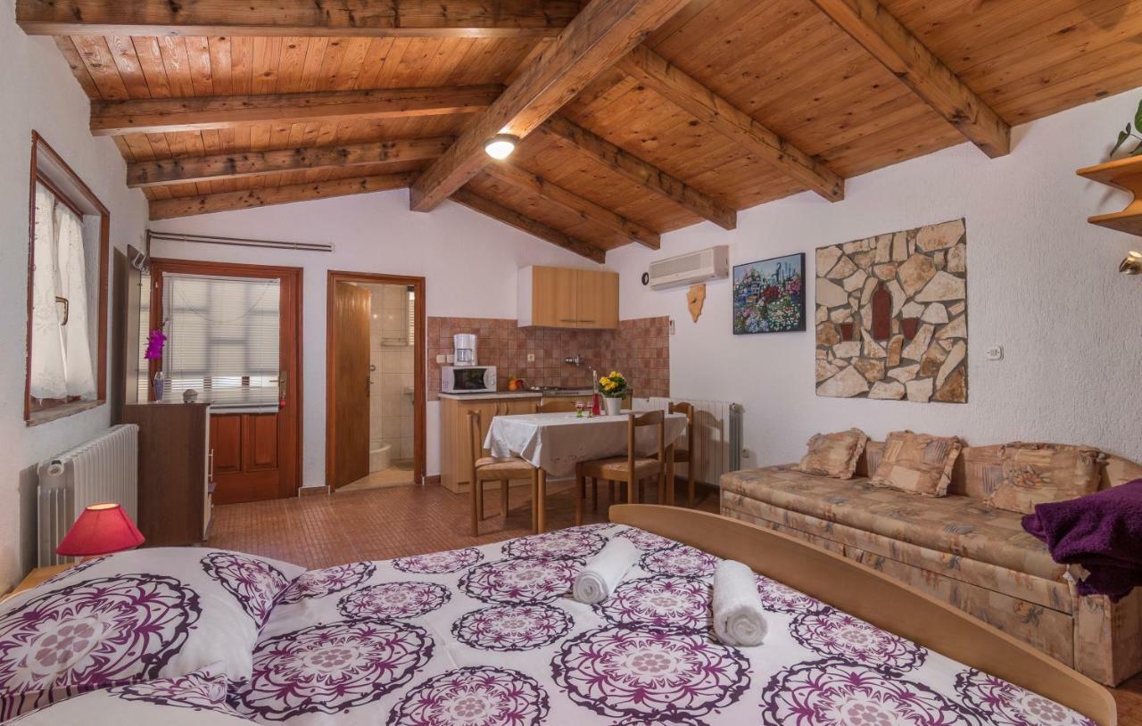 Apartmani Zikovic Poreč Extérieur photo